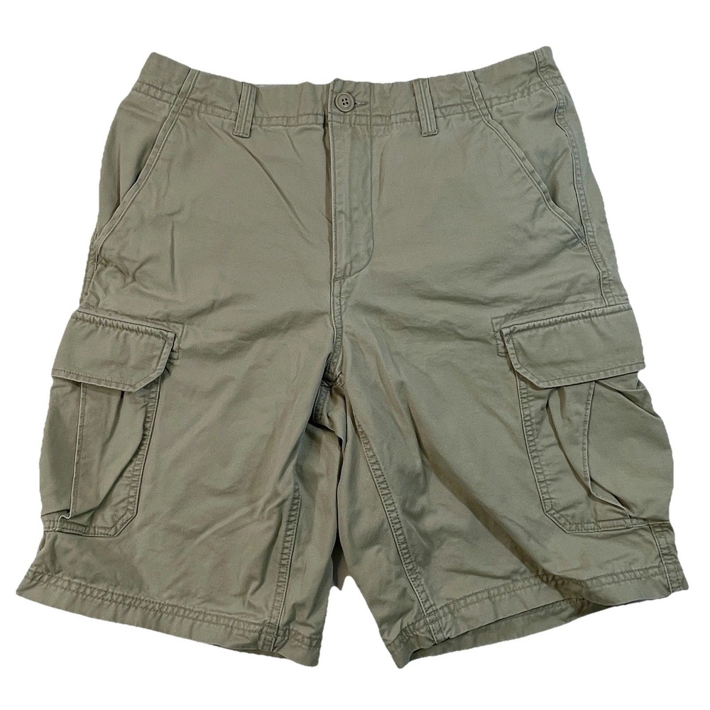 GAP Loose Fit Cargo Shorts Men's 32 Khaki Tan 100% Cotton Classic Utility